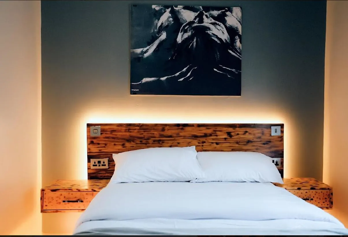 Апартаменты Lonartisan Residence Kampala Uganda Уганда